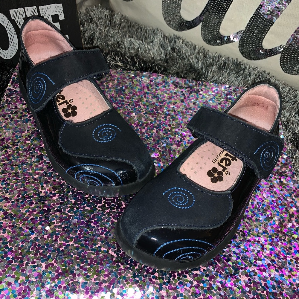 (Vintage) ✨Rare✨ Aster France Girls Shoes ❗️